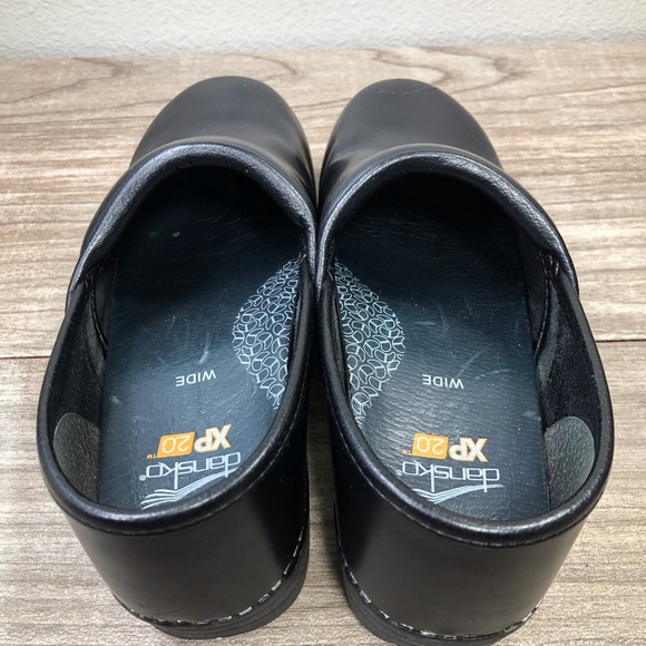 Dansko XP 2.0 Leather Clog Wide Size 7 - Picture 9 of 16